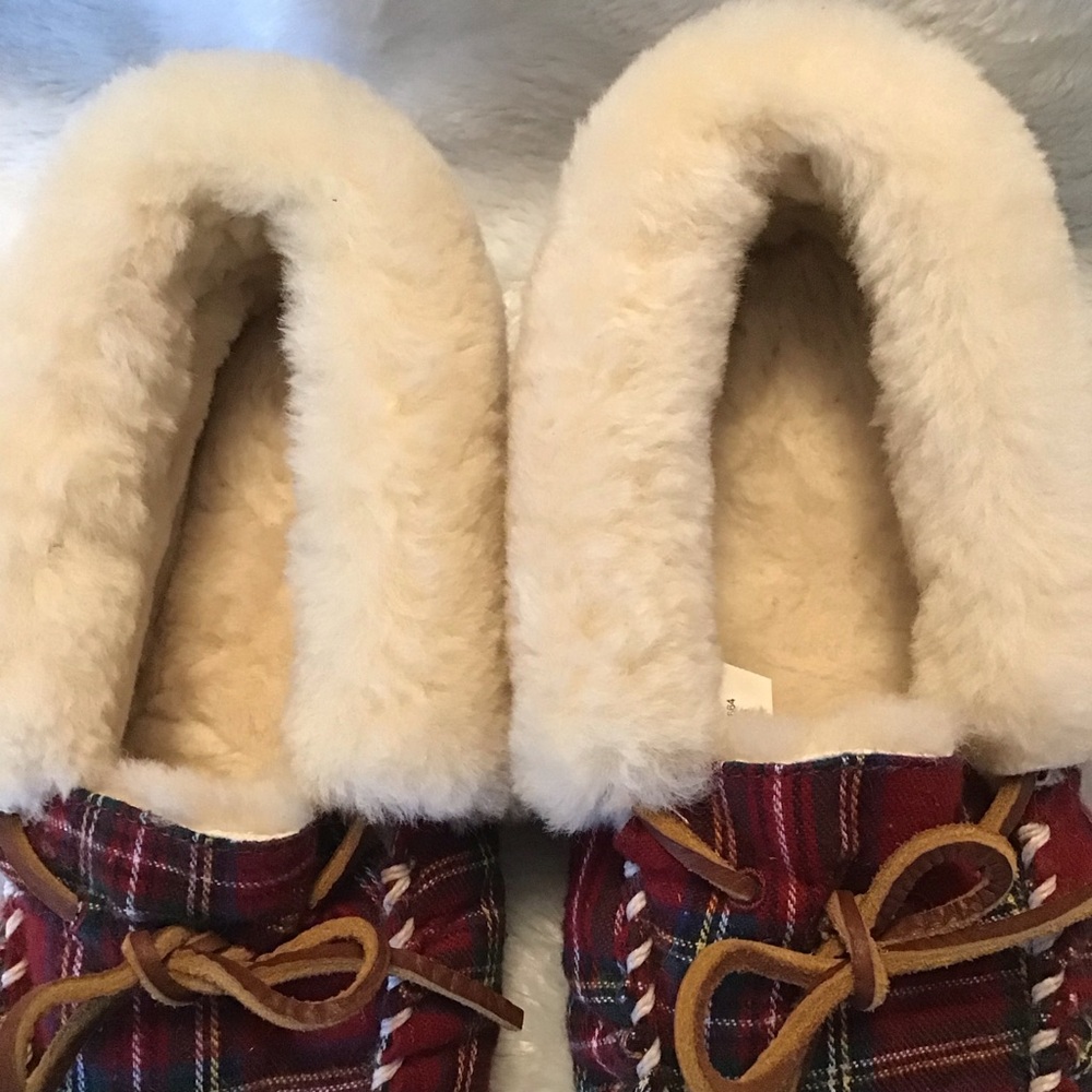 L.L.Bean Wicked Good Moccasin Slippers. Red Plaid, Shearling Lined Women’s Sz 7. - Picture 9 of 11